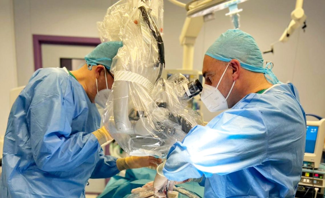 mejor neurocirujano de columna de España