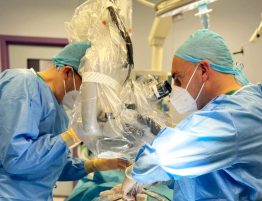 mejor neurocirujano de columna de España